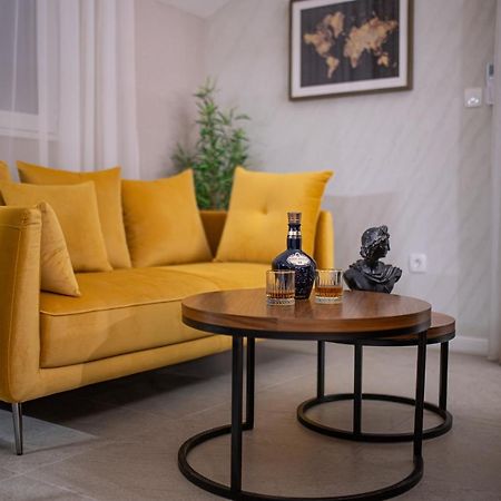 Enyana Luxury Suites Котор Екстериор снимка