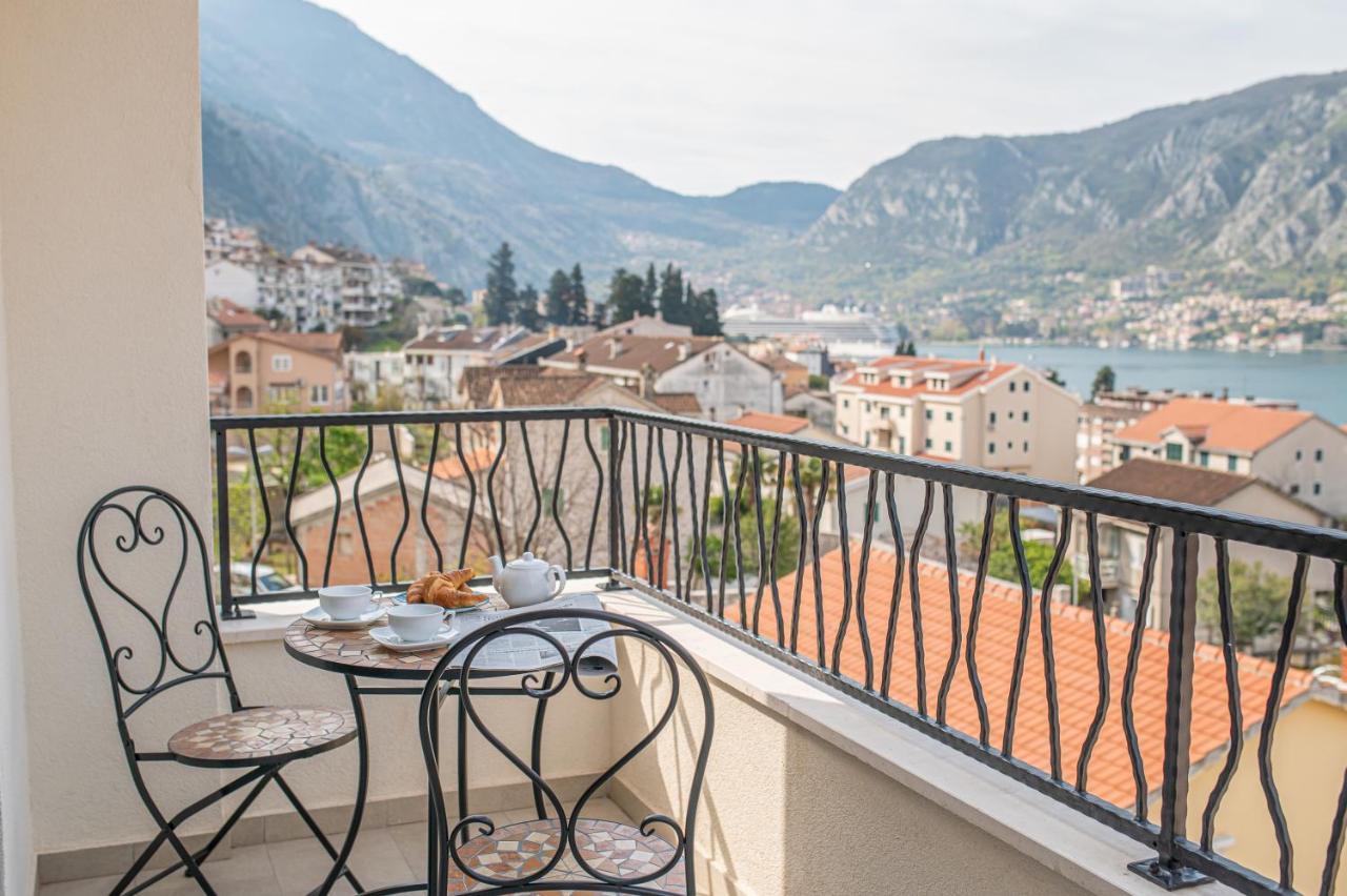 Enyana Luxury Suites Котор Екстериор снимка