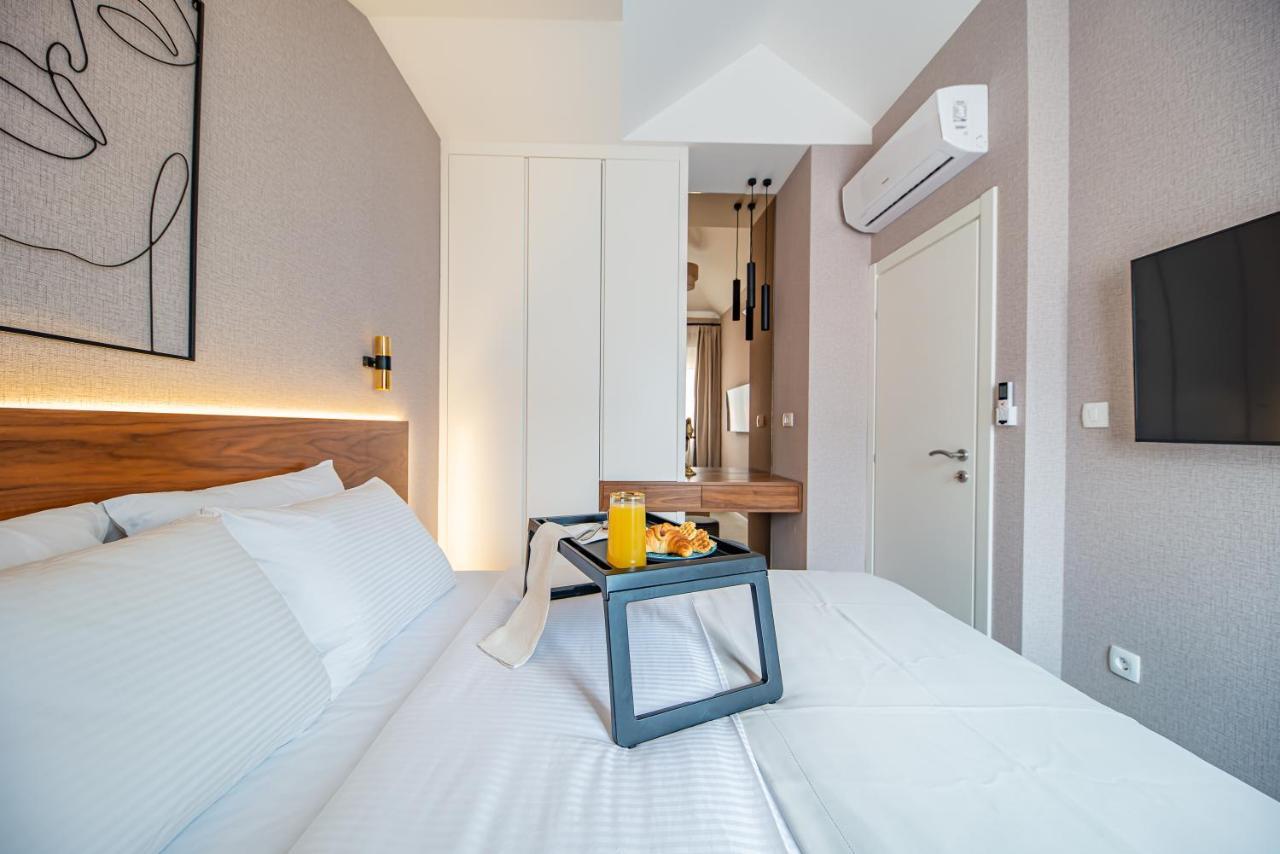 Enyana Luxury Suites Котор Екстериор снимка