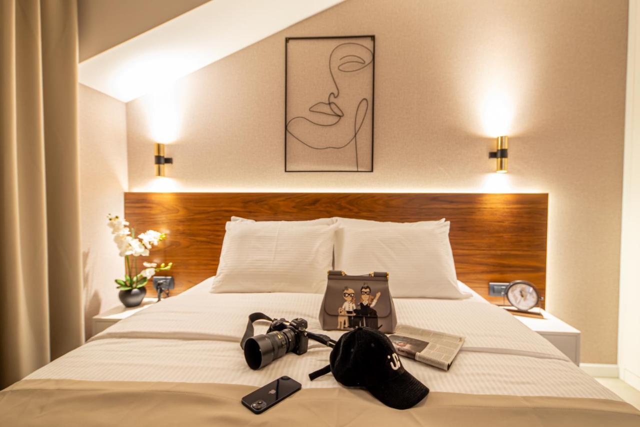 Enyana Luxury Suites Котор Екстериор снимка