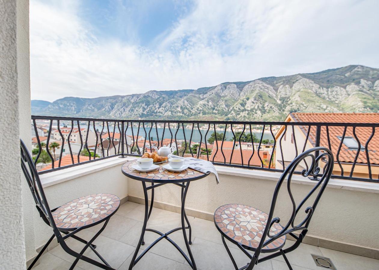 Enyana Luxury Suites Котор Екстериор снимка