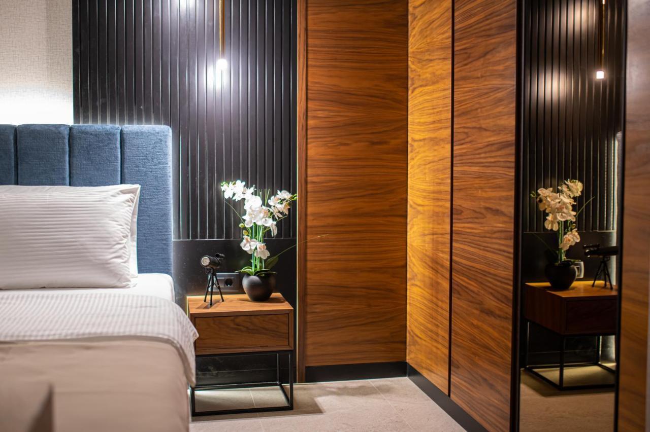 Enyana Luxury Suites Котор Екстериор снимка