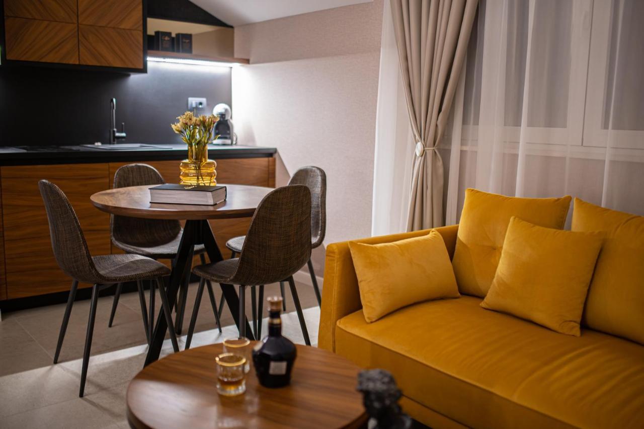 Enyana Luxury Suites Котор Екстериор снимка