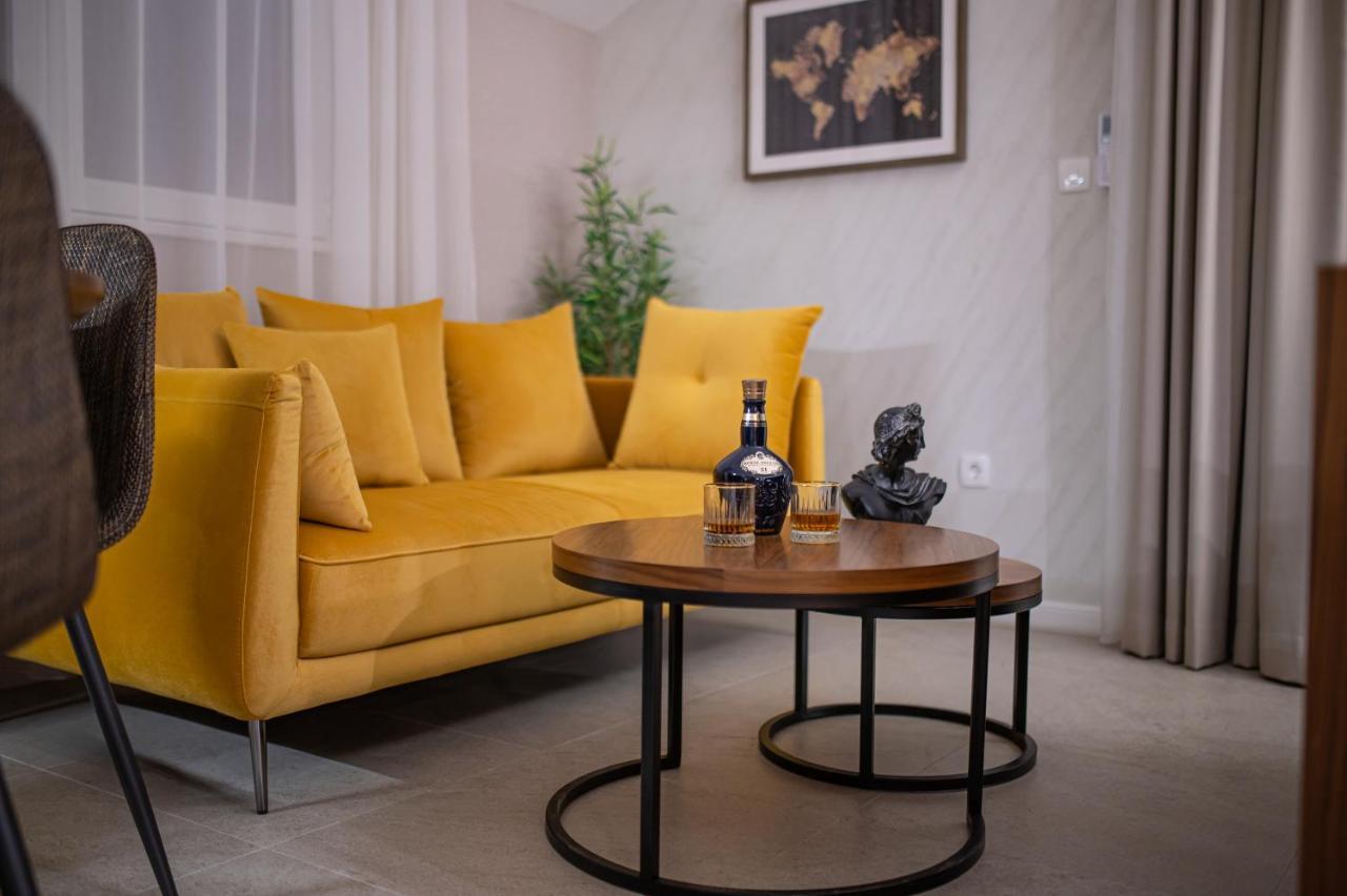 Enyana Luxury Suites Котор Екстериор снимка